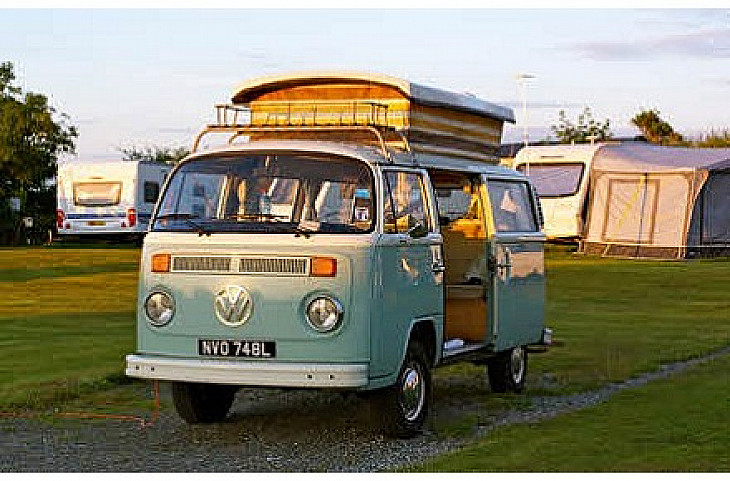 Campervan Hire Croydon Vw Camper T2 Called Belinda 4363