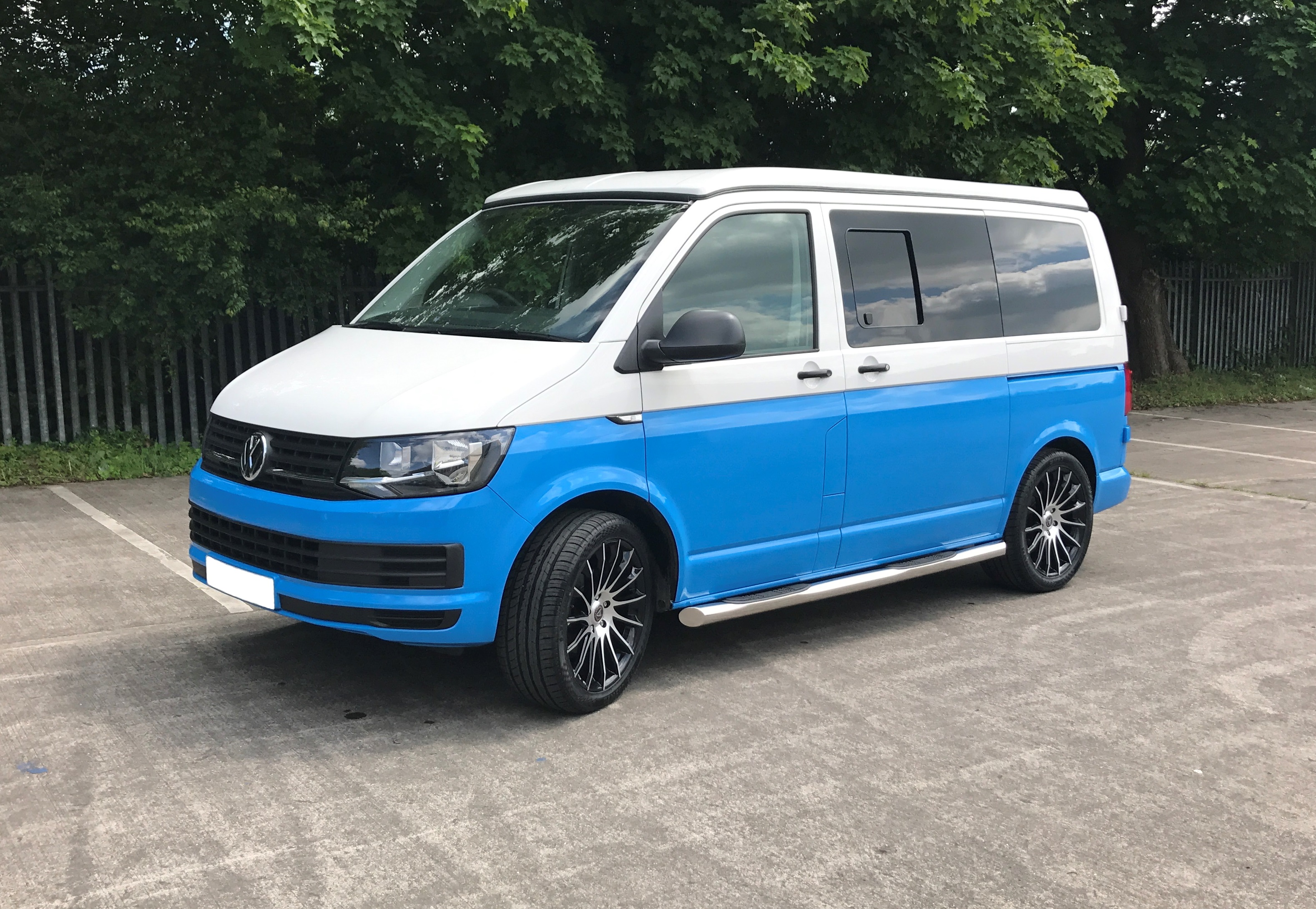 Campervan hire Pucklechurch - Volkswagen T6 Transporter Blue