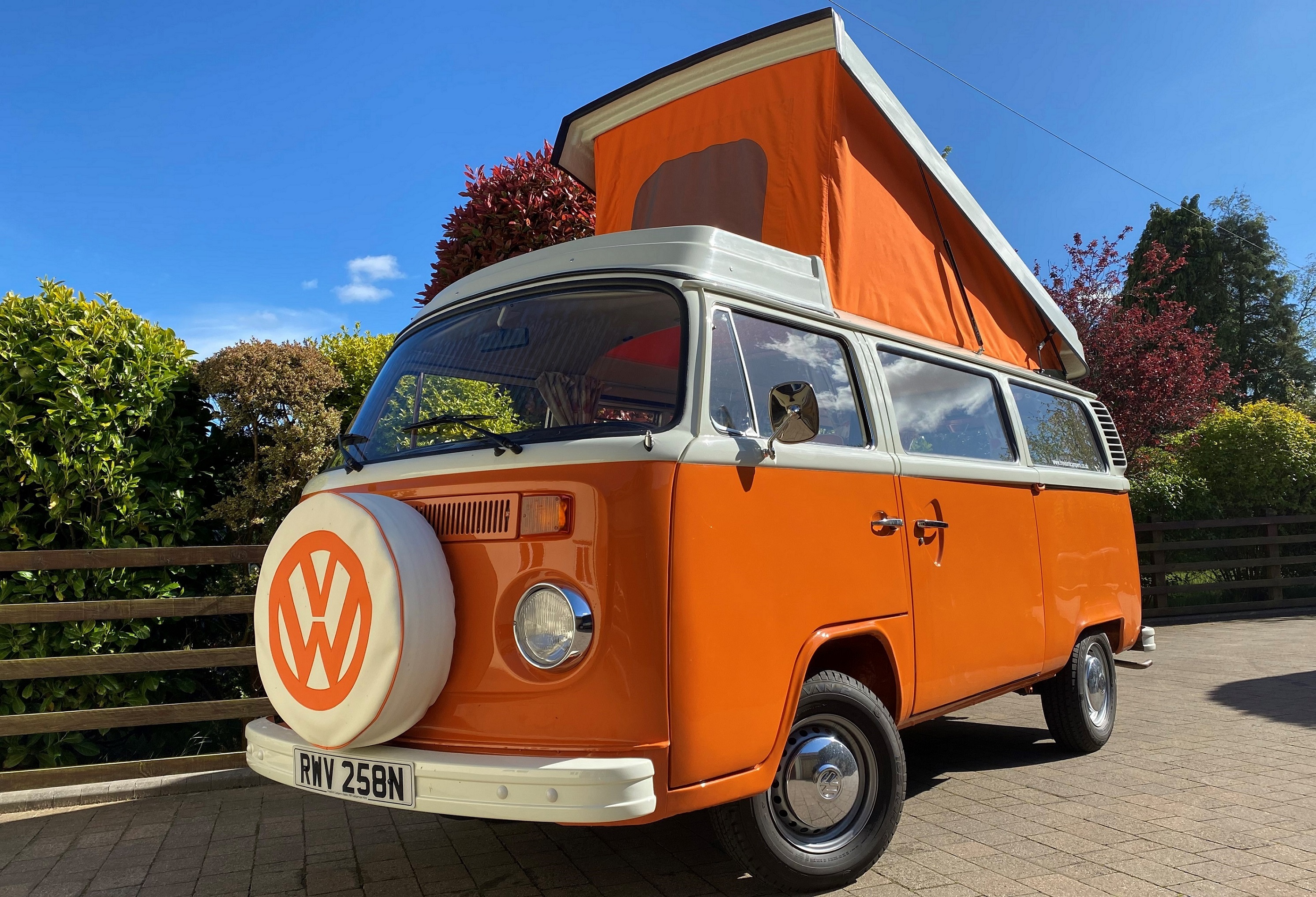 campervan-hire-colyford-vw-t2-bay-campervan-bob