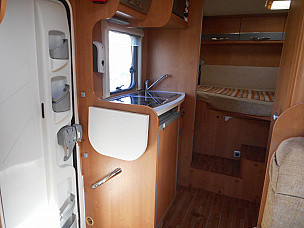 Motorhome hire romsey