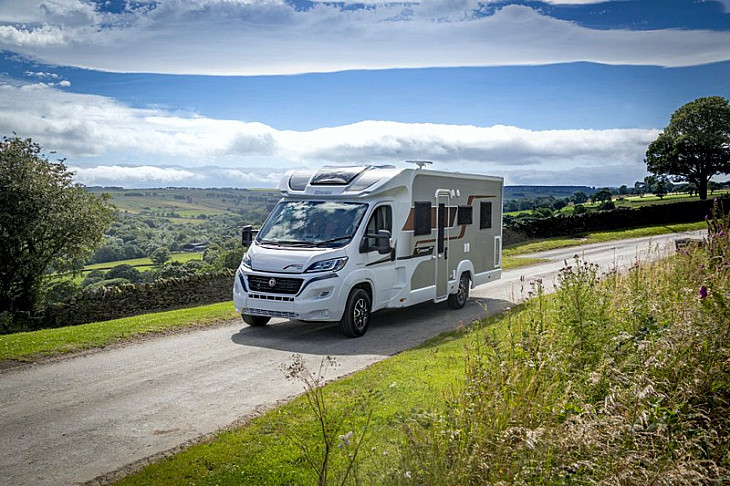 Elddis Encore 255 hire Warrington