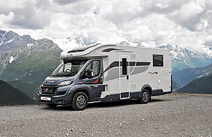 ROLLER TEAM T-Line 740 Motorhome  for hire in  Aberdeen