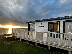 2 bed Lodge Lodge  for hire in  Poole