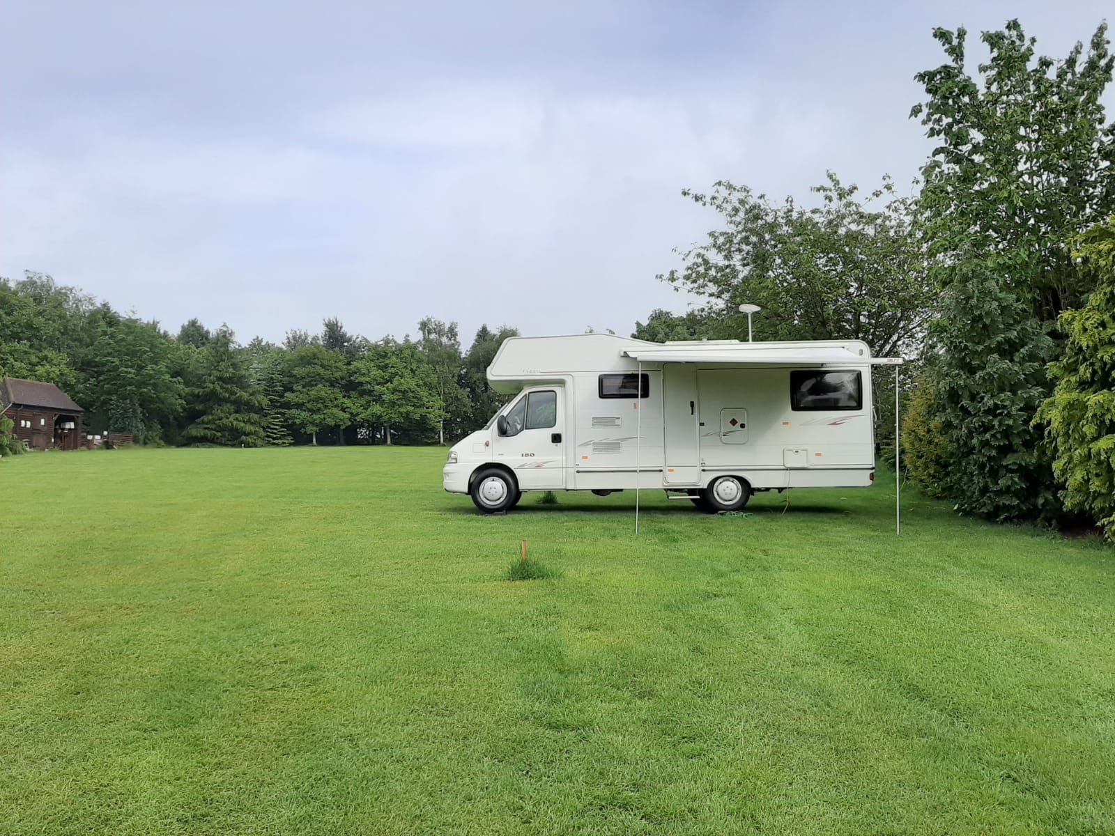 Motorhome hire Melton mowbray Peugeot Elddis AutoQuest 180